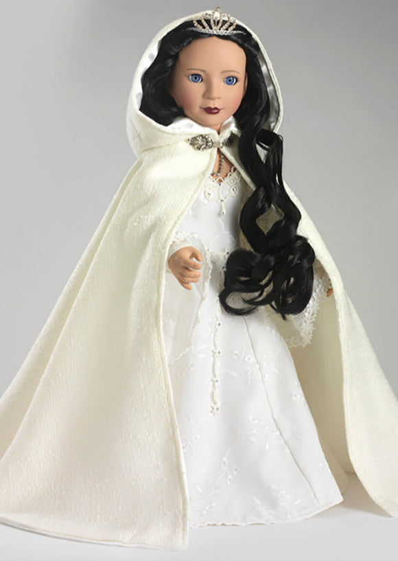 Ivory Wool Cloak Carpatina